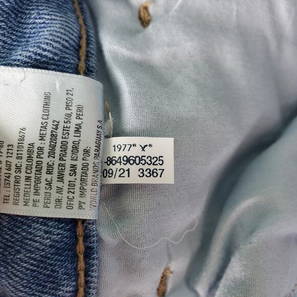 American Eagle Womens Distressed Mom Jeans Size 16 Short - Picture 8 of 8